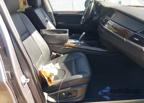 2013 BMW X5 xDrive35I/xDrive35I Premium/xDrive35I Sport Activity из США, поврежденный, VIN 5UXZV4C58D0G56607